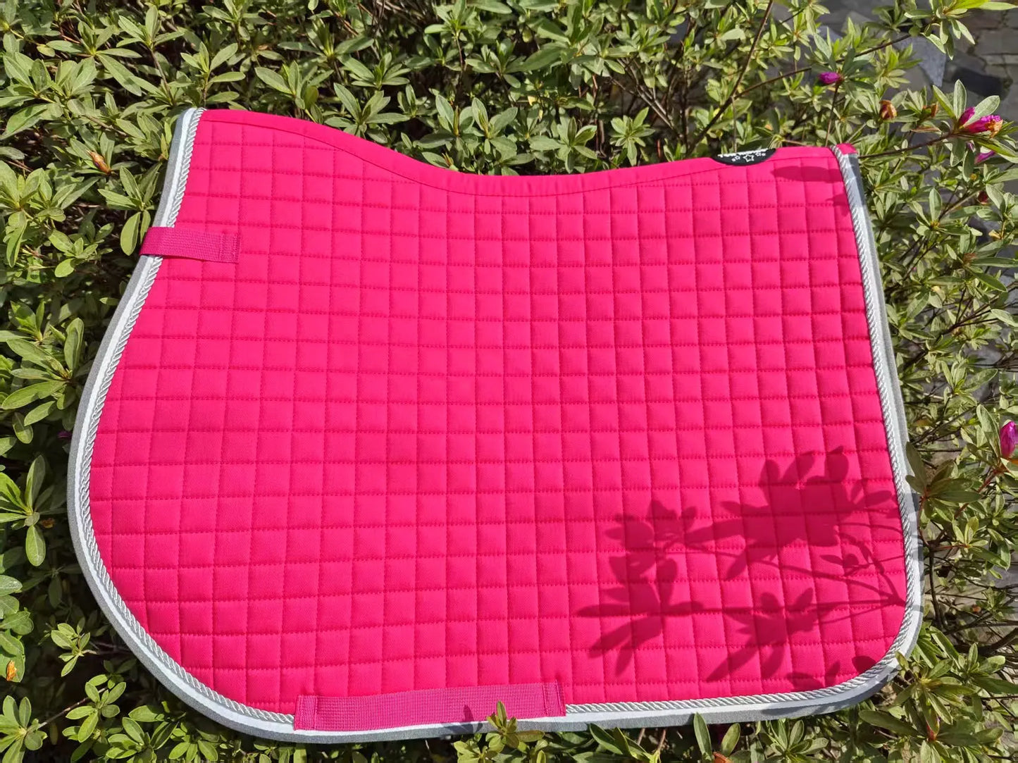 All Purpose Saddle Pad Horse Saddle Pad for Horses Use During Everyday Riding Idea for English Horse Riding Designed