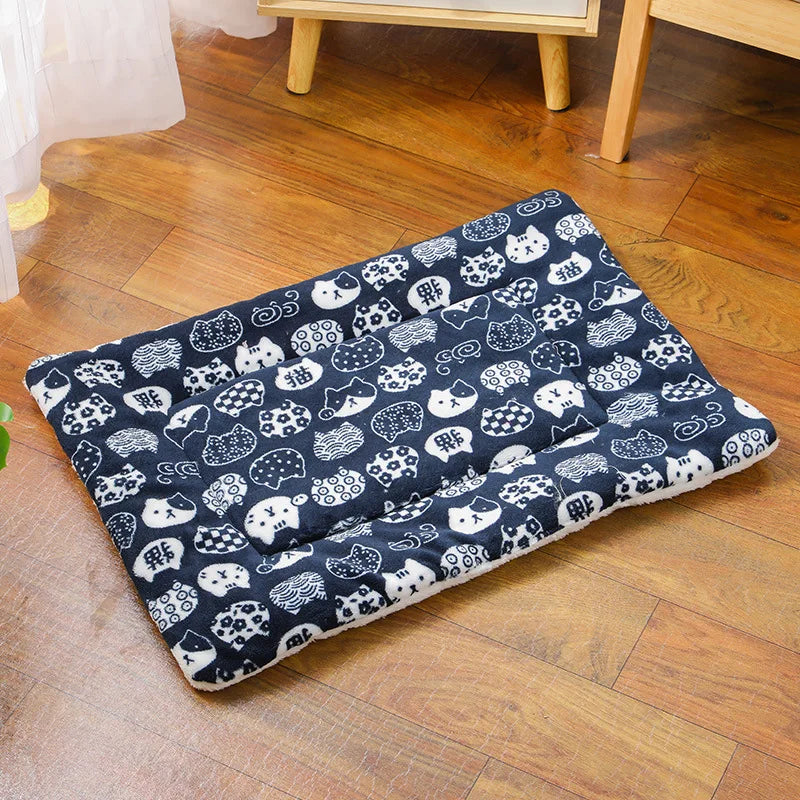 Thick Comfortable Small Cat Sleeping Nest Cushion Winter Warm Skin-friendly Cute Medium Cat Sofa Mat for Dog Bed Accessories